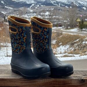 BOGS KIDS NEO CLASSIC DIGITAL MAZE BOOT 2023